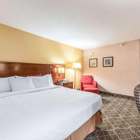 Quality Inn & Suites Брейнерд Экстерьер фото