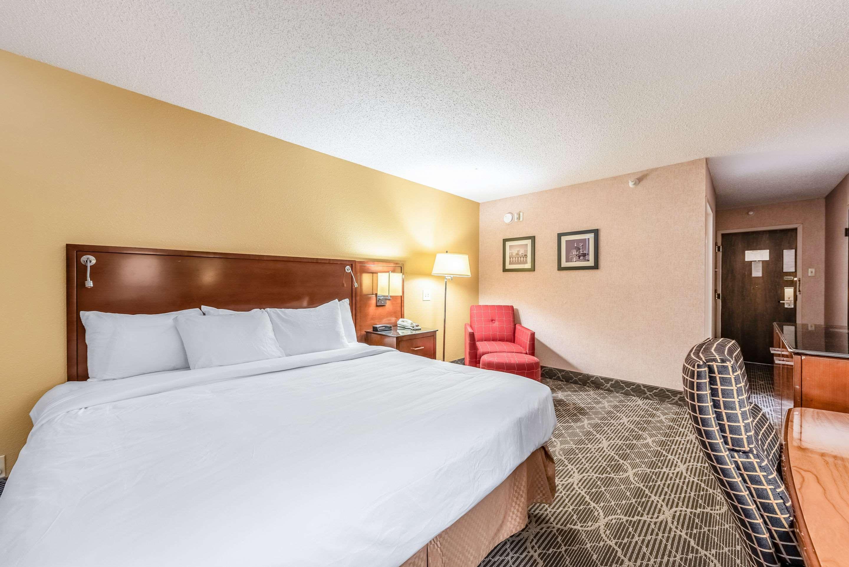 Quality Inn & Suites Брейнерд Экстерьер фото