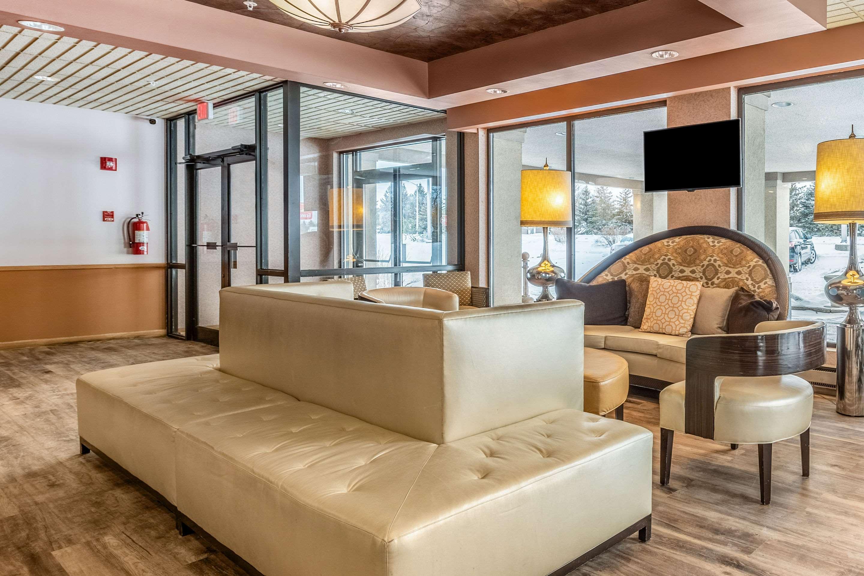 Quality Inn & Suites Брейнерд Экстерьер фото