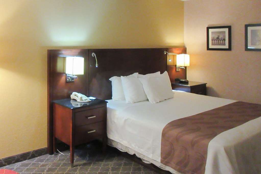 Quality Inn & Suites Брейнерд Номер фото